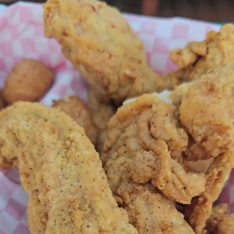 Lindy's Chicken Food Truck
