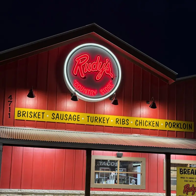Rudy's "Country Store" and Bar-B-Q