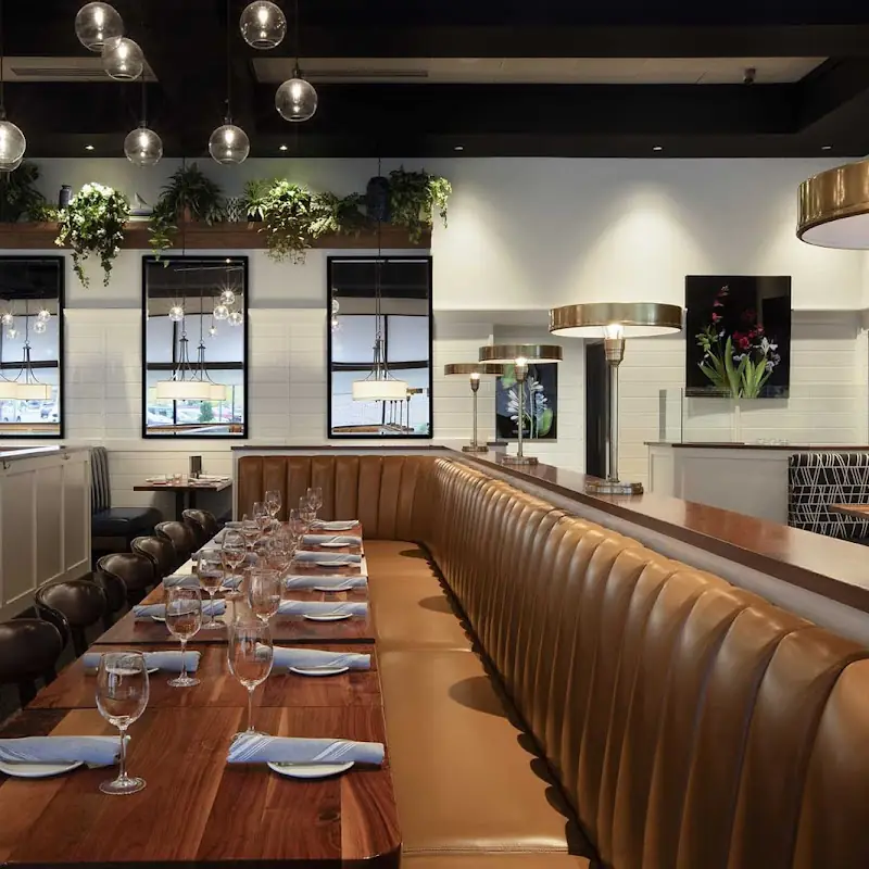 Burtons Grill & Bar