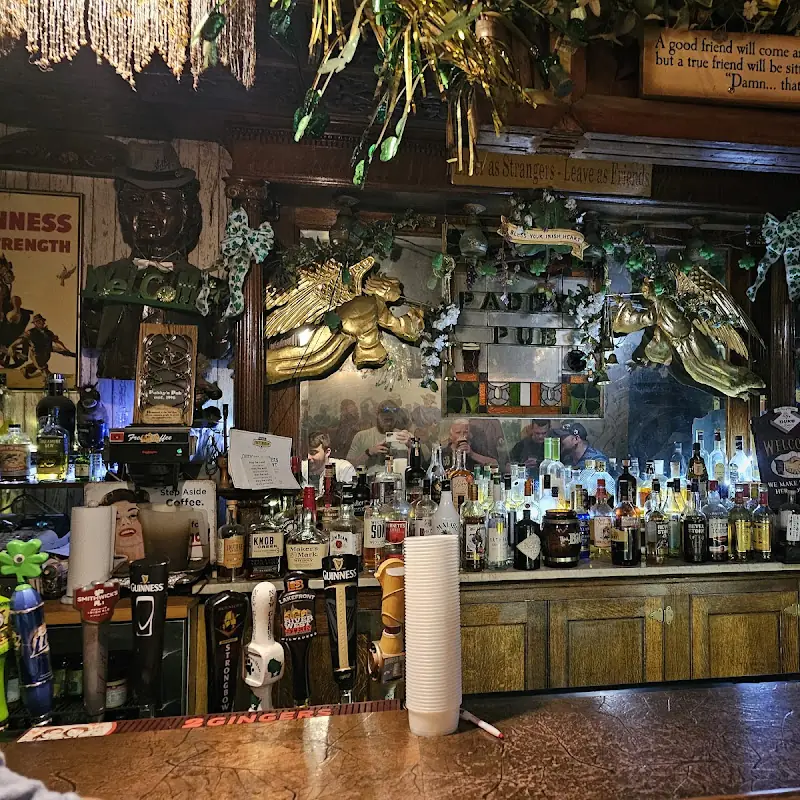 Paddy's Pub