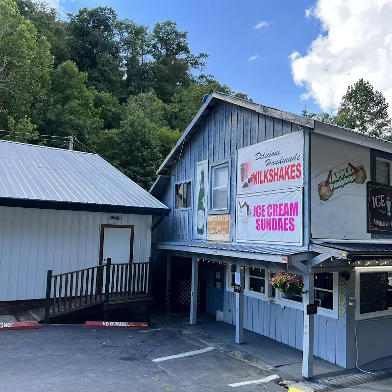 Ice Cream Shop at the Red River Gorge General Store