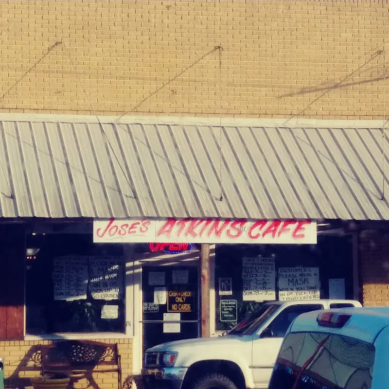 Jose's International Cafe
