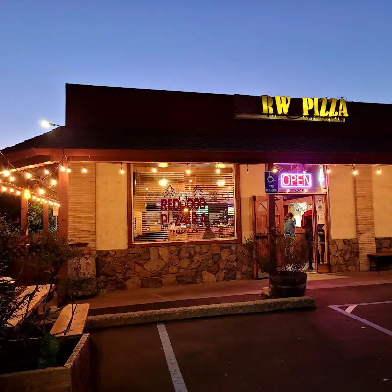 Redwood Pizzeria