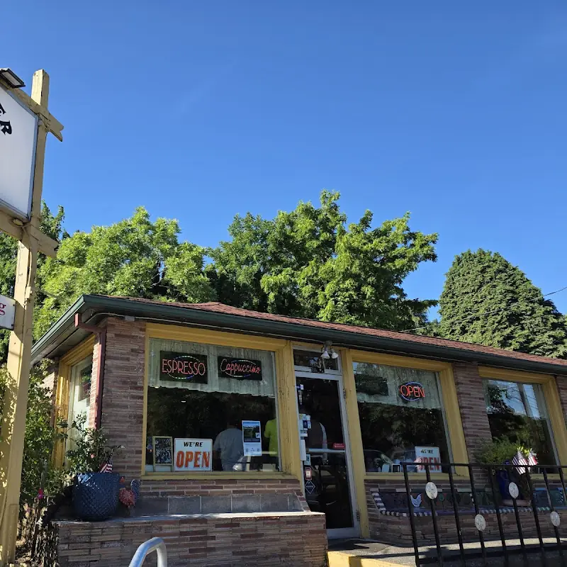 Egg River Café