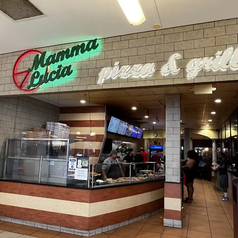 Mamma Lucia Pizza