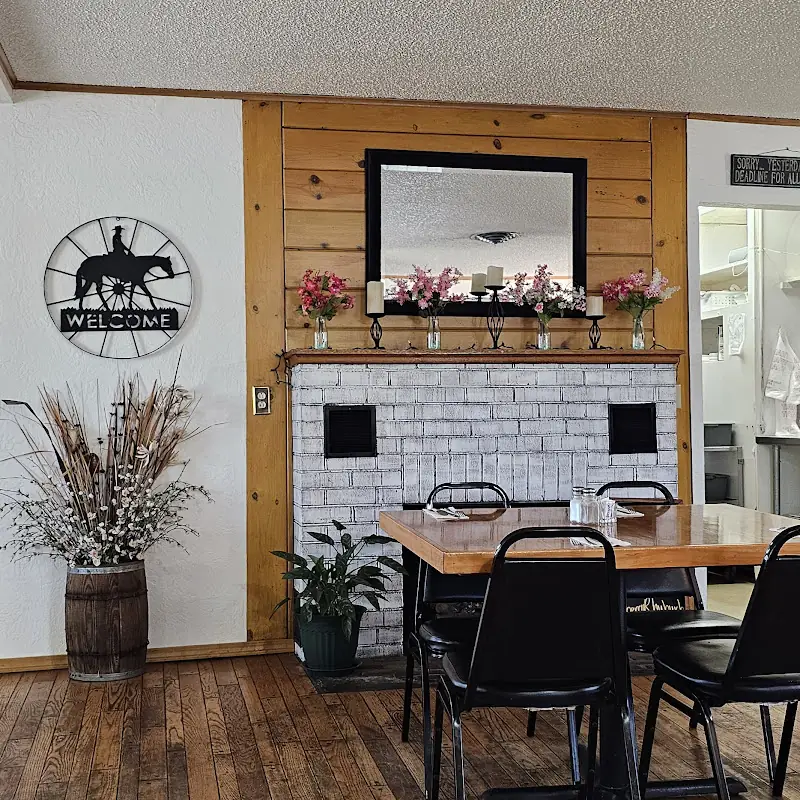 Rodonna's Country Haus Restaurant and Village Motel