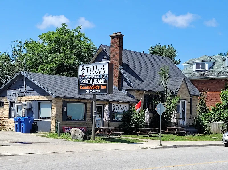Tilly's By The Bay Café & Bakery