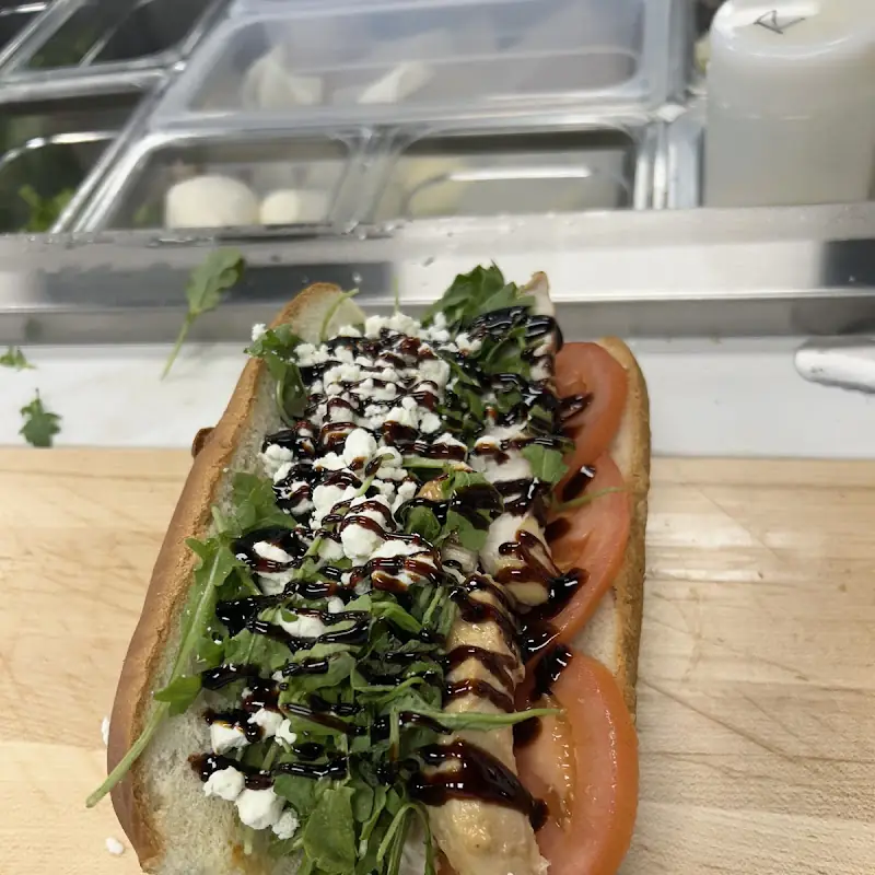 Mozzarella, Tomato & Basil