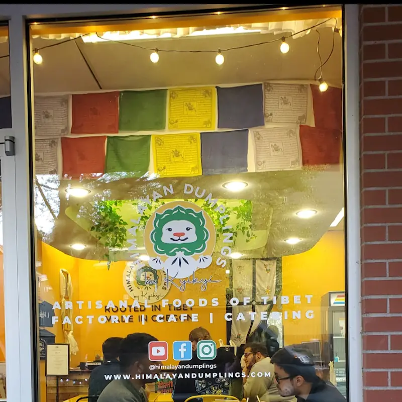 Himalayan Dumplings by Kyikyi