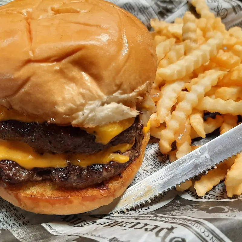 Gopher's Bar and Grill