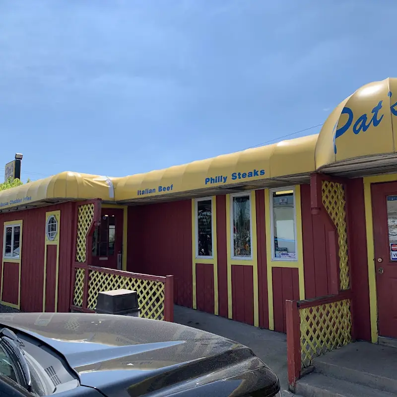 Pat's Chicago Dogs