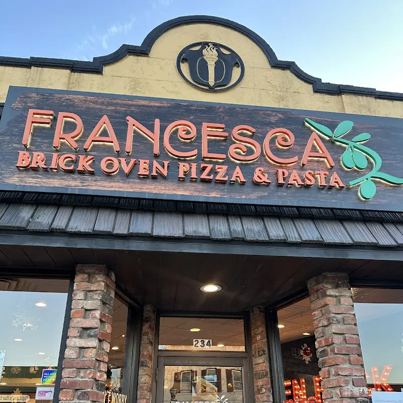 Lucca | Wood Fired Grandma Pizza