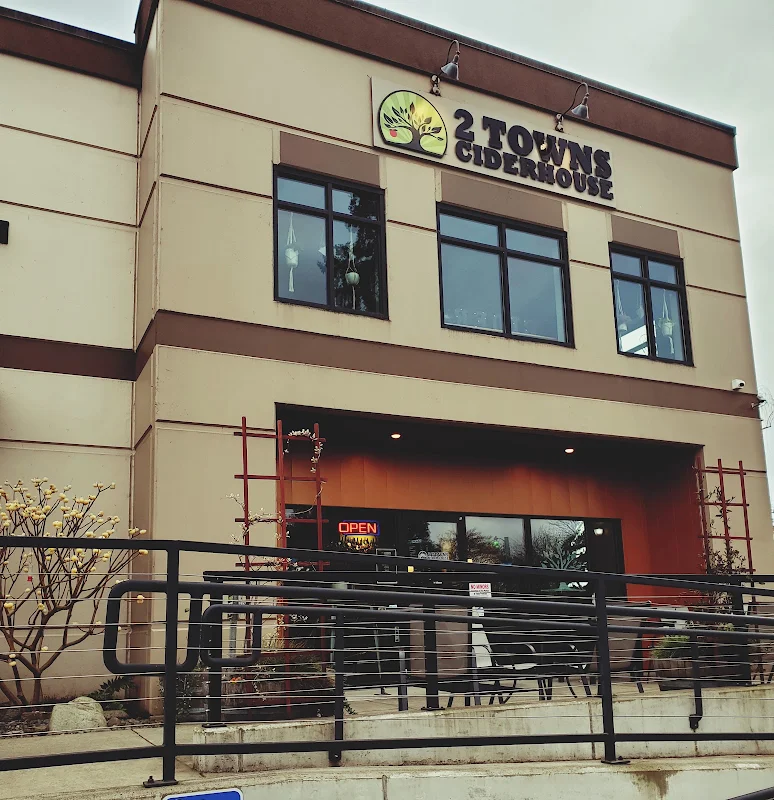 2 Towns Ciderhouse Taproom