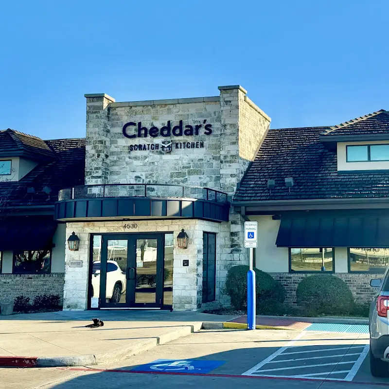 Cheddar's Scratch Kitchen