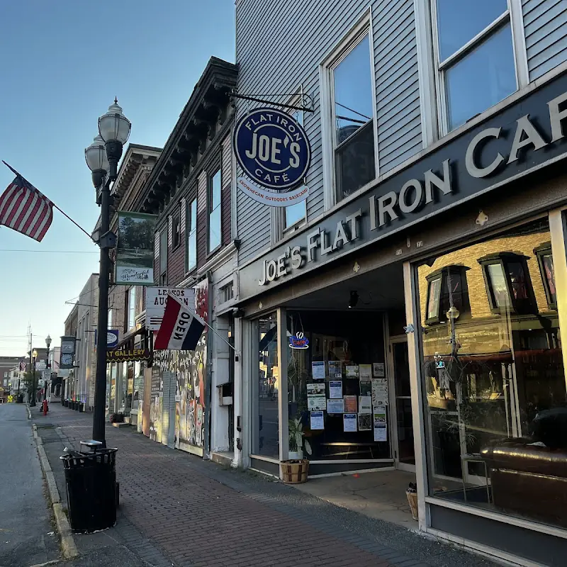 Joe's Flat Iron Café
