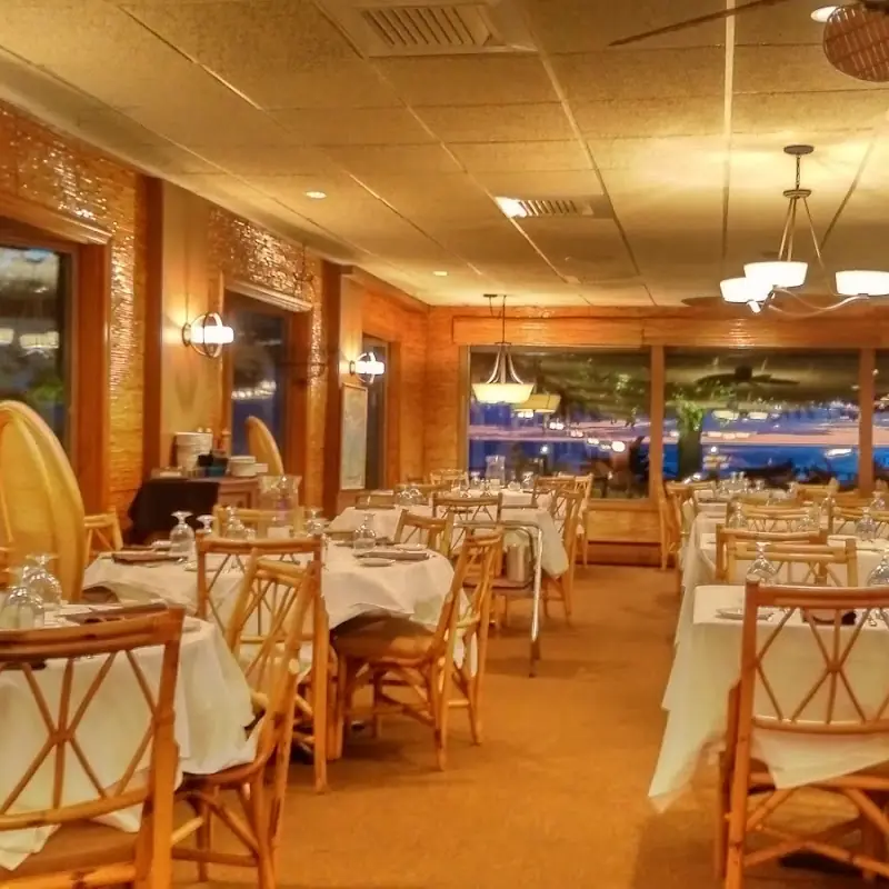Hedges Nine Mile Point Restaurant