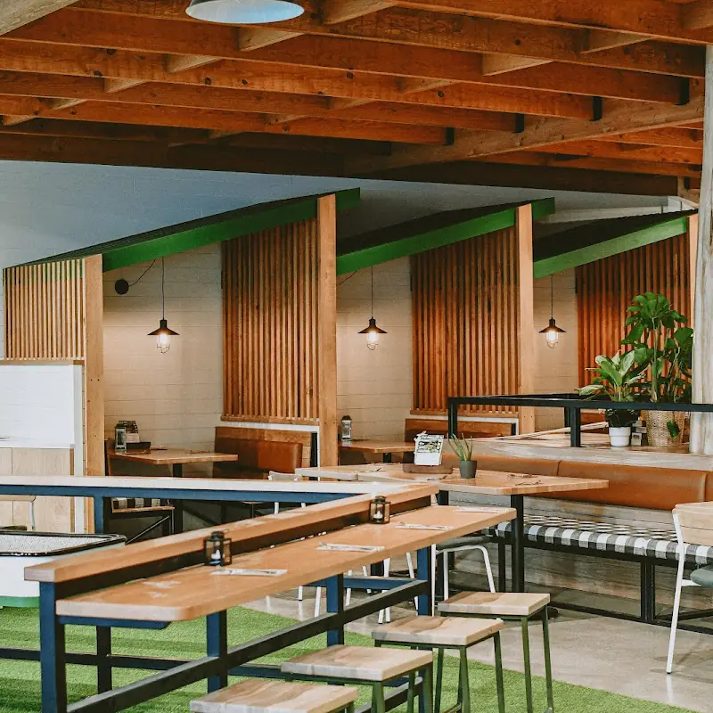 Old Yale Brewing: Abbotsford Craft Brewery + Kitchen