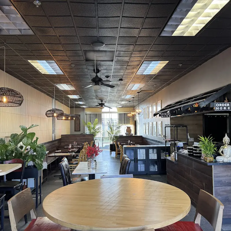 New Thai Eatery & Grill