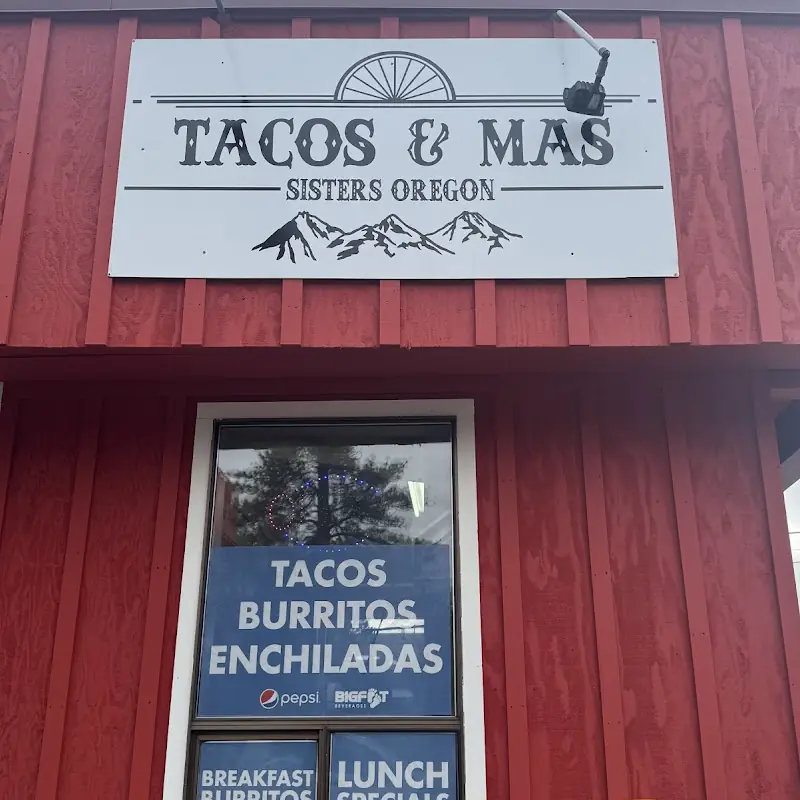 Tacos & Mas