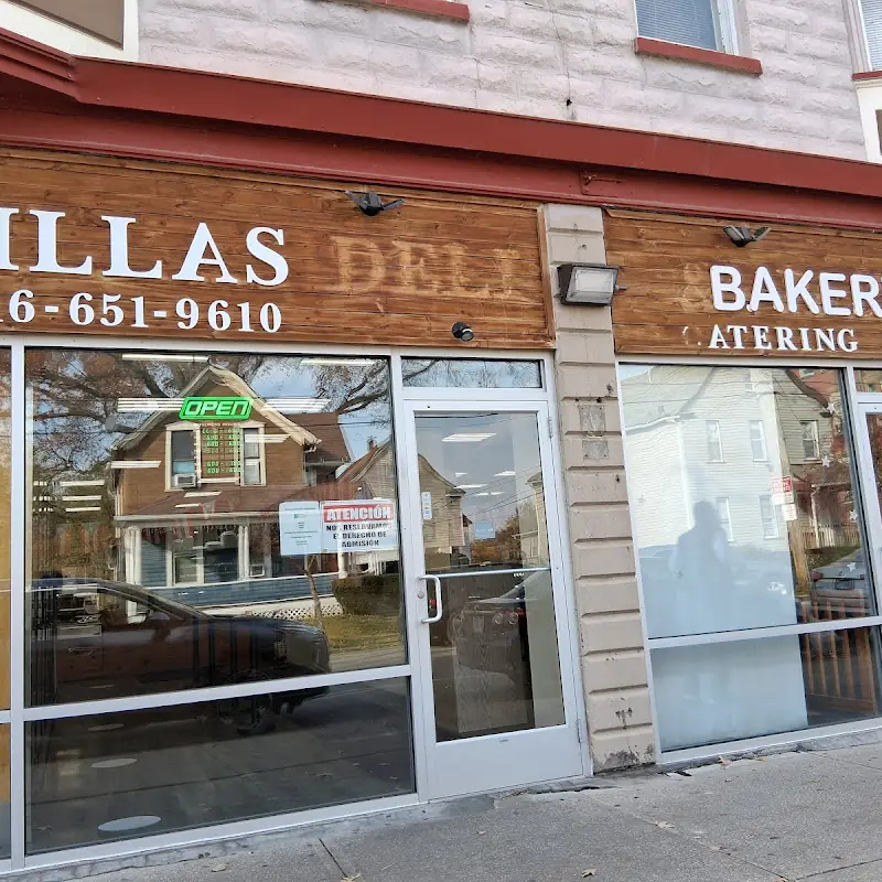 Las Villas Deli & Pastries