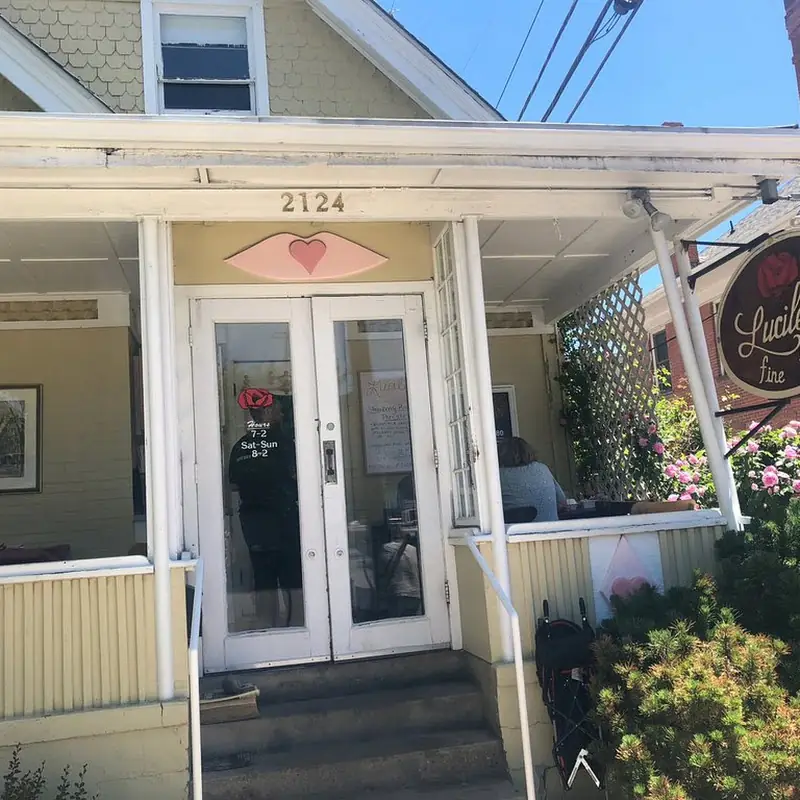Lucile's Creole Cafe