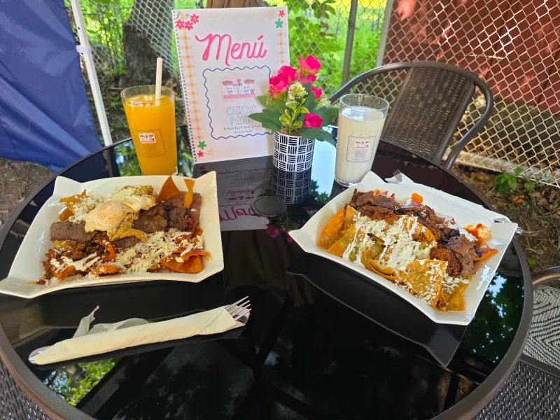 Chikis Patio