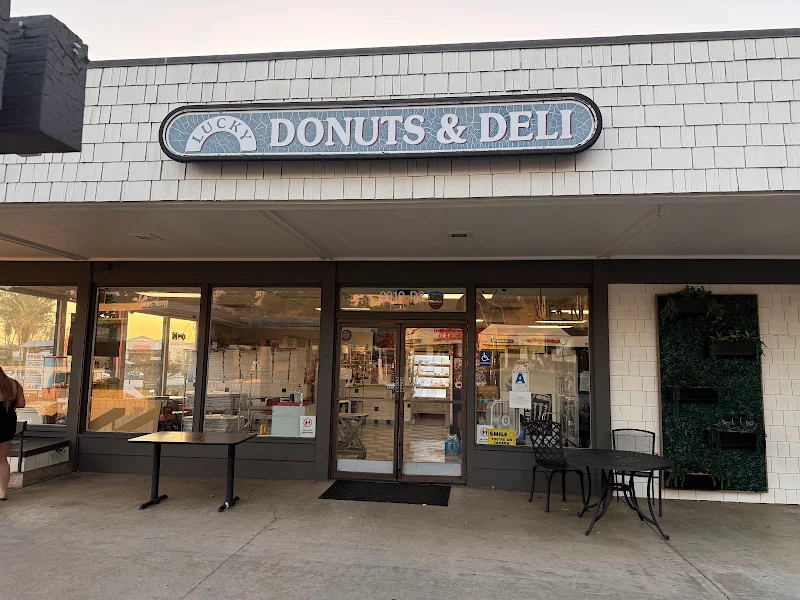Lucky Donuts & Deli