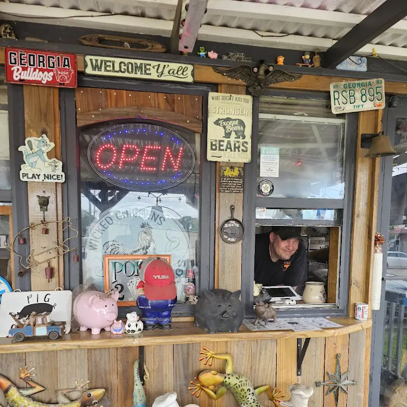 THE BLACK PIG BBQ AND GRILL