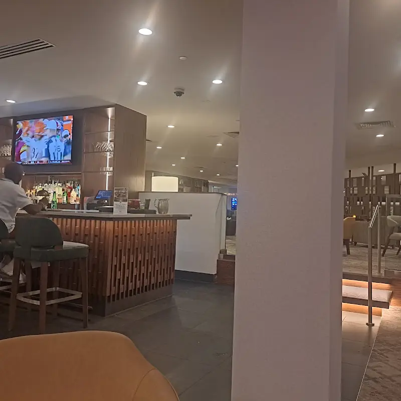 World’s Away Restaurant