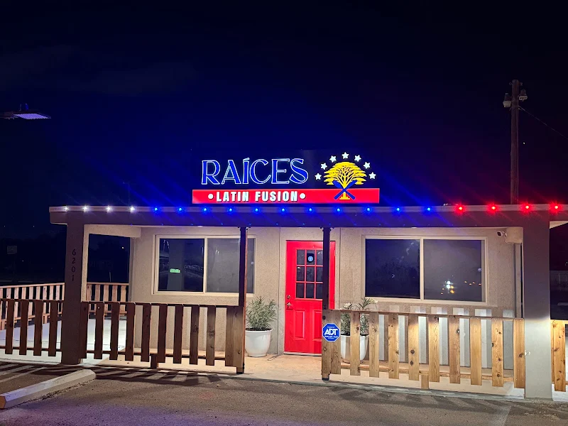 Raíces Latin Fusion