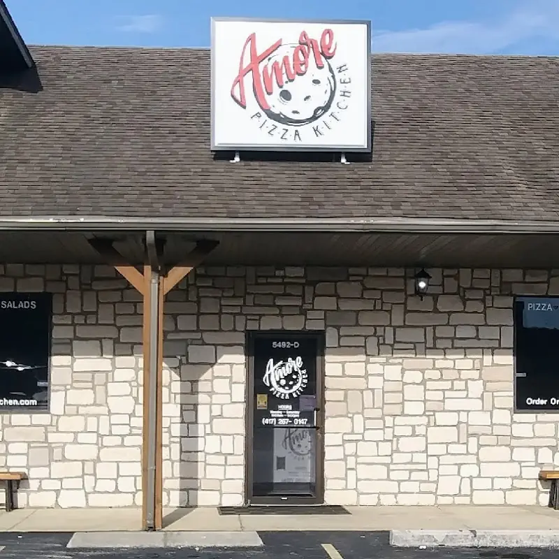 Amore Pizza Kitchen