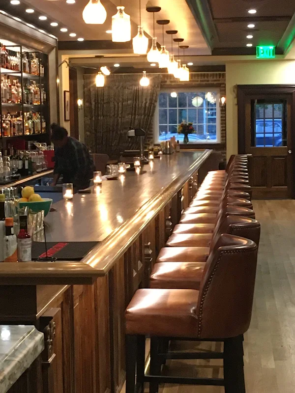 The Retriever Bar