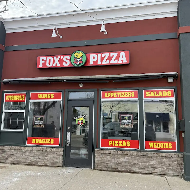 Fox’s Pizza Den