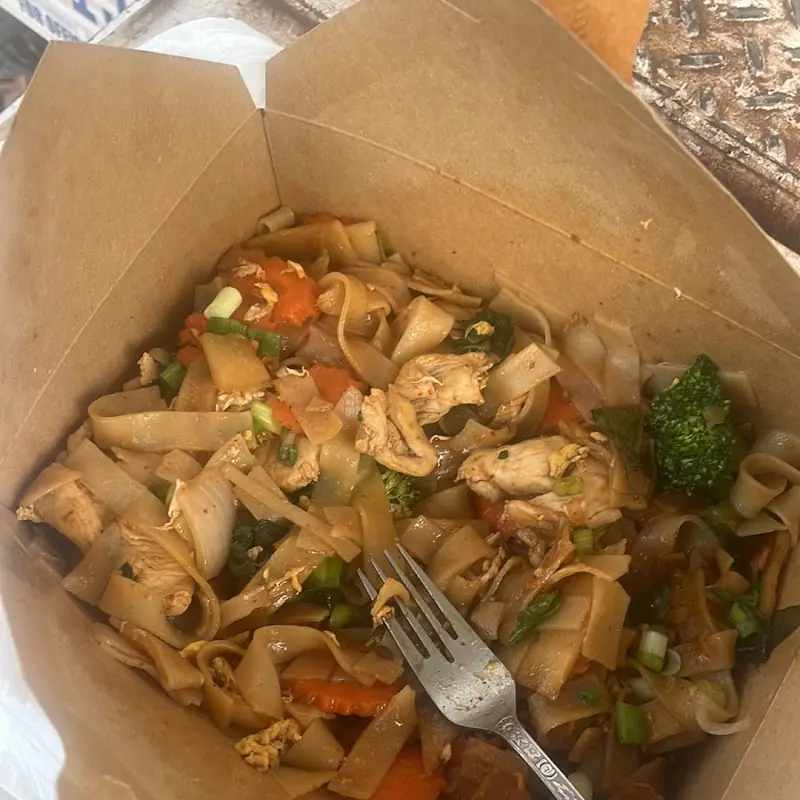 Fat Dragon Thai Food and Boba Smoothies