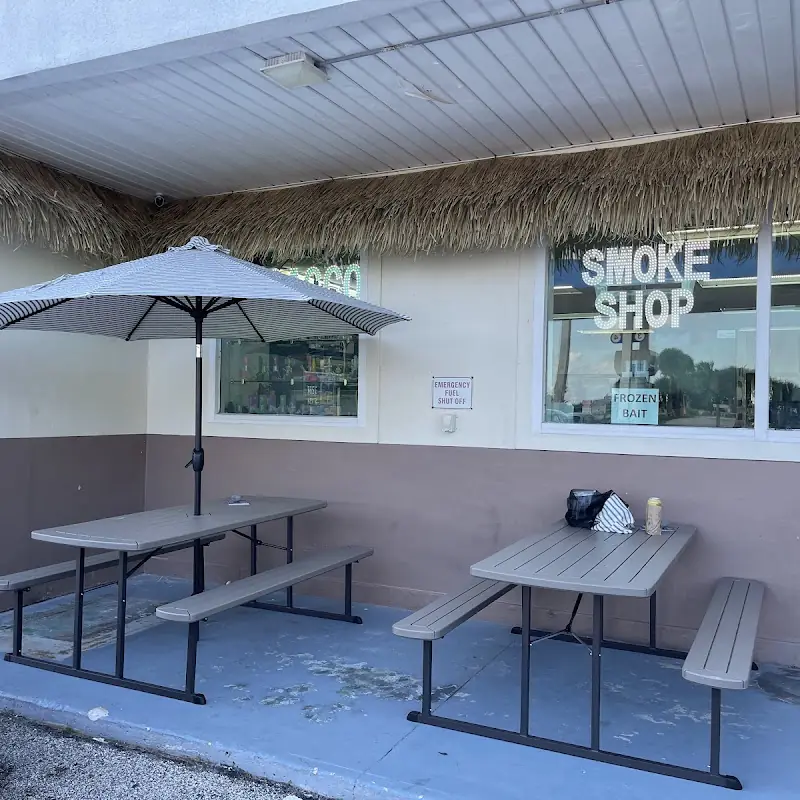 Henry's Cuban Cafe