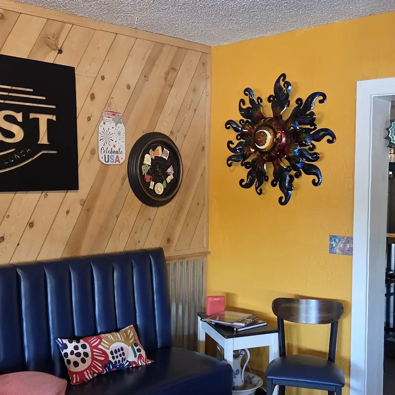 Toast Gio’s Breakfast & Lunch