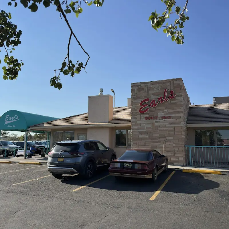 Earl's Family Restaurant