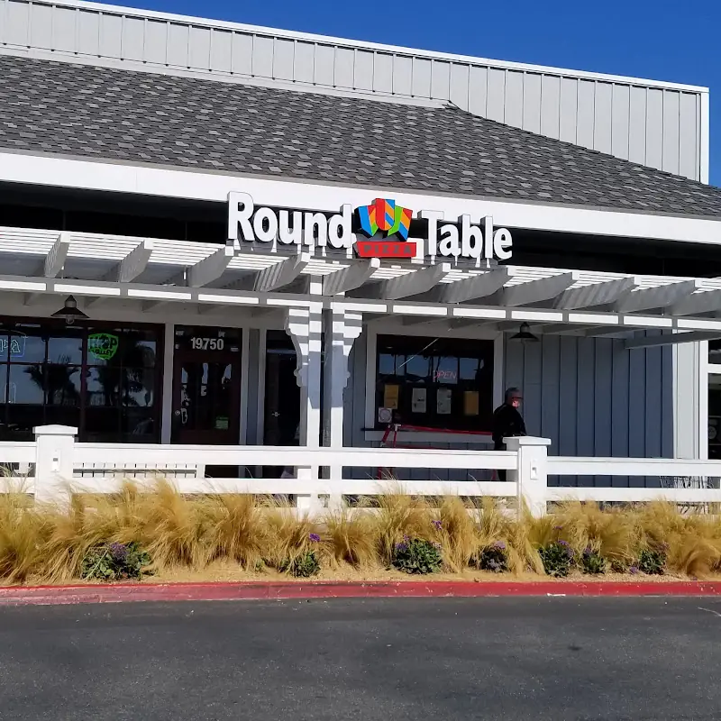 Round Table Pizza