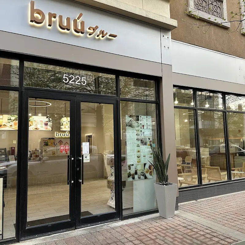 Bruú Café