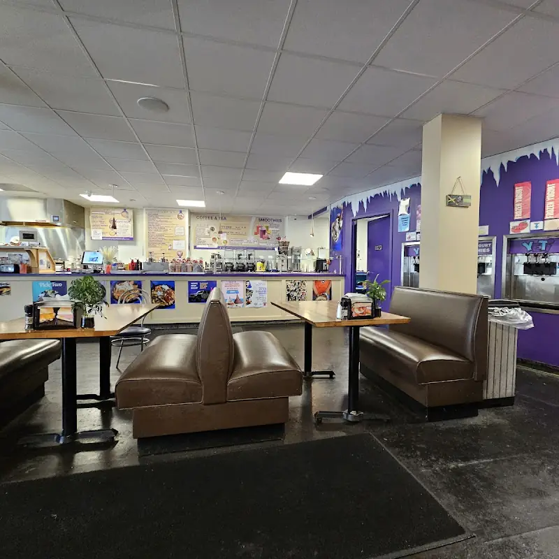 Yeti Frozen Yogurt & Cafe