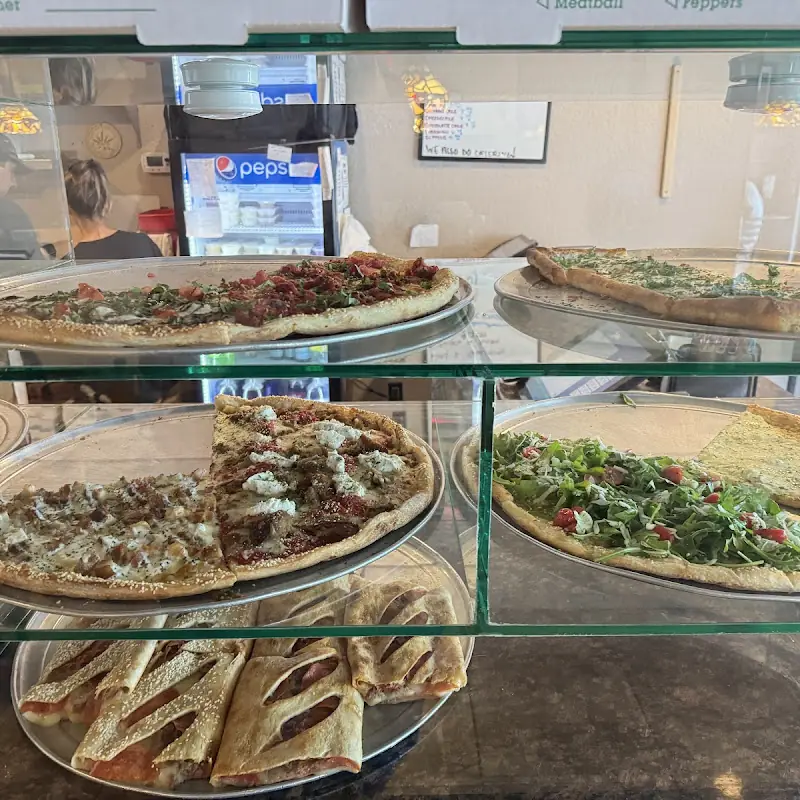 Mezzaluna Pizzeria at Town Center