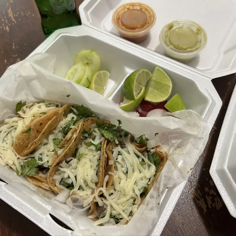 La Victoria Taqueria