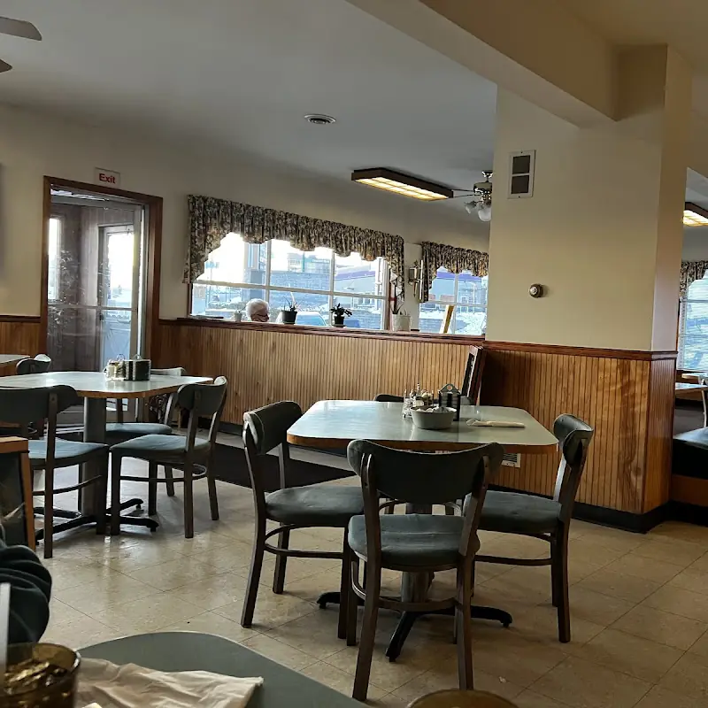 Coach Light Restaurant