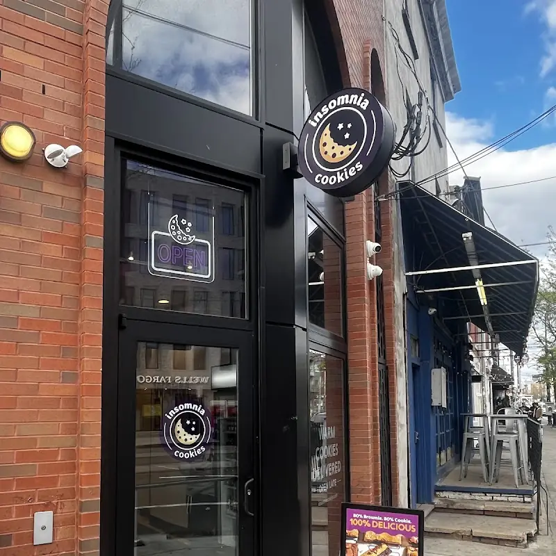 Insomnia Cookies