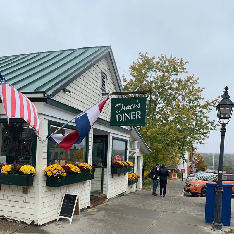 Traci's Diner