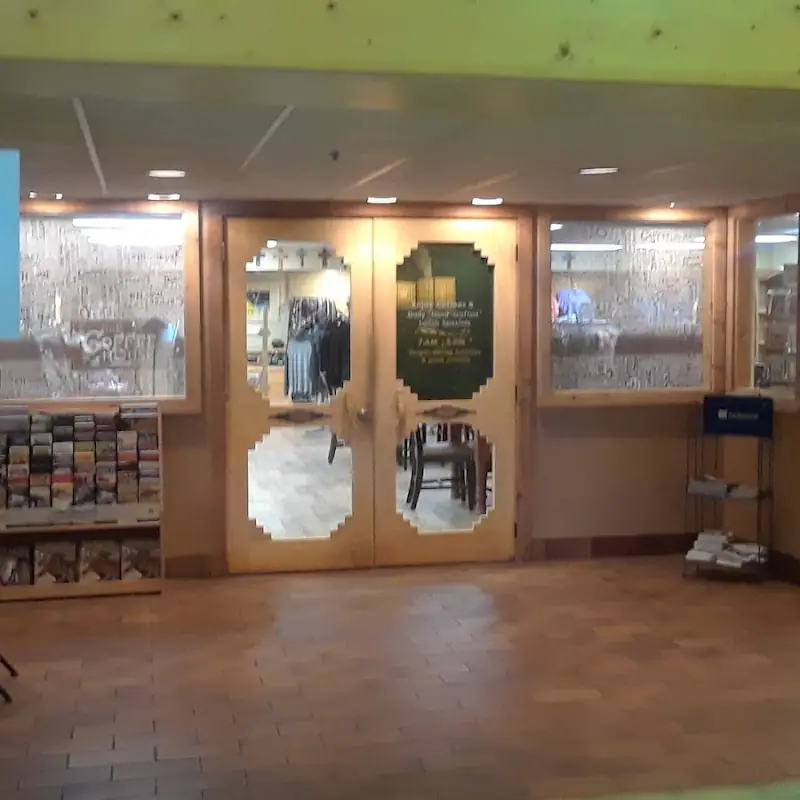 The Lift Café
