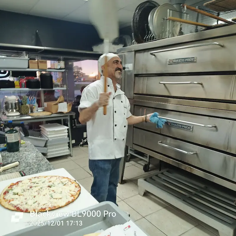 Arturo's Pizza & More