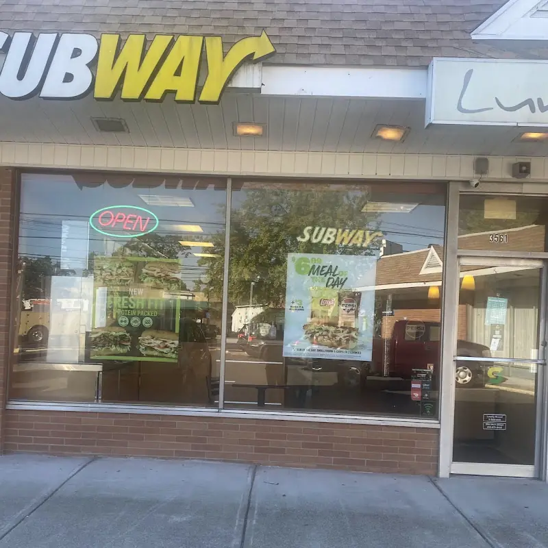 Subway of Paradise Green