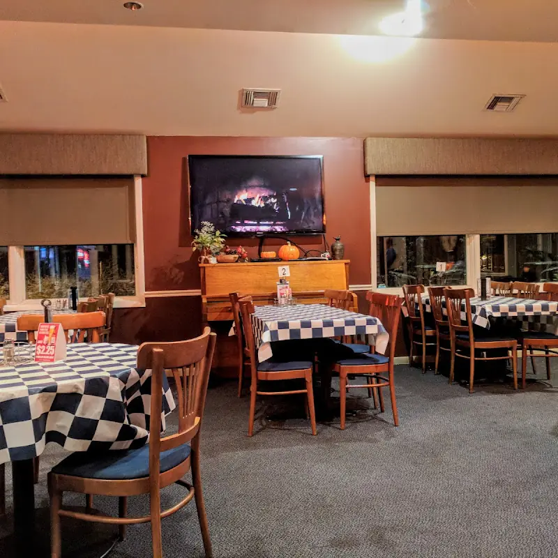 BB Jacks Pizza and Sandwich Lounge