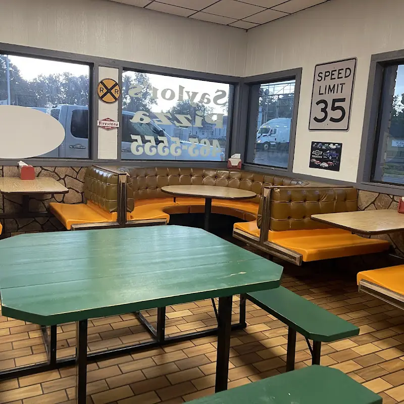 Saylor's Main Street Pizzeria
